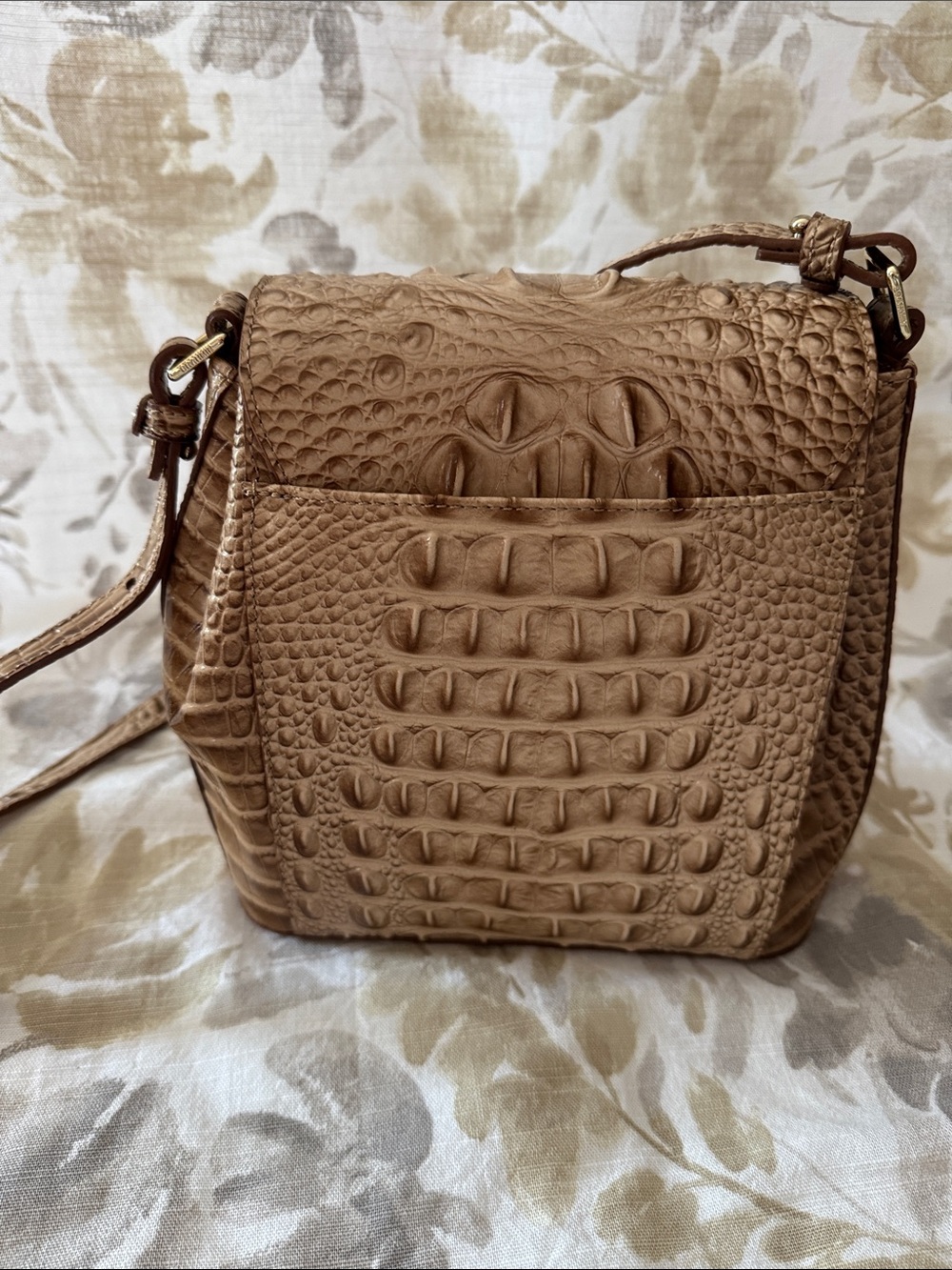 Brahmin “Margo” Travertine Melbourne Leather Crossbody - Picture 2 of 7